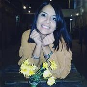 Docente Bioquímica brindo clases para alumnos universitarios y secundaria